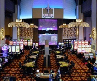 Casinos grand bay sister casinos, Chris Lane Commerce każinò