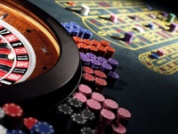 Hollywood casino lawrenceburg poker, kaЕјinГІ f'Dothan Alabama, bullhead belt az casinos